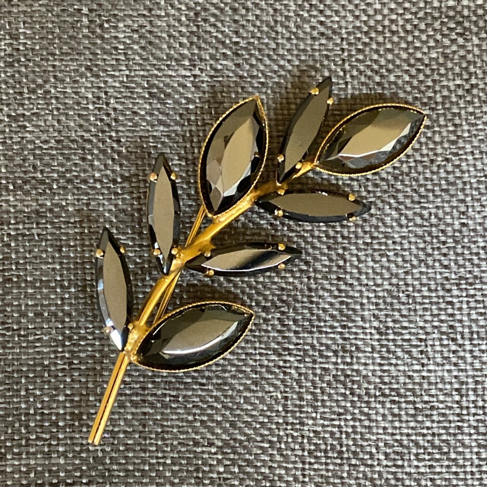 50s Black Navette/Marquise Rhinestones/Goldplate Leaf Brooch
